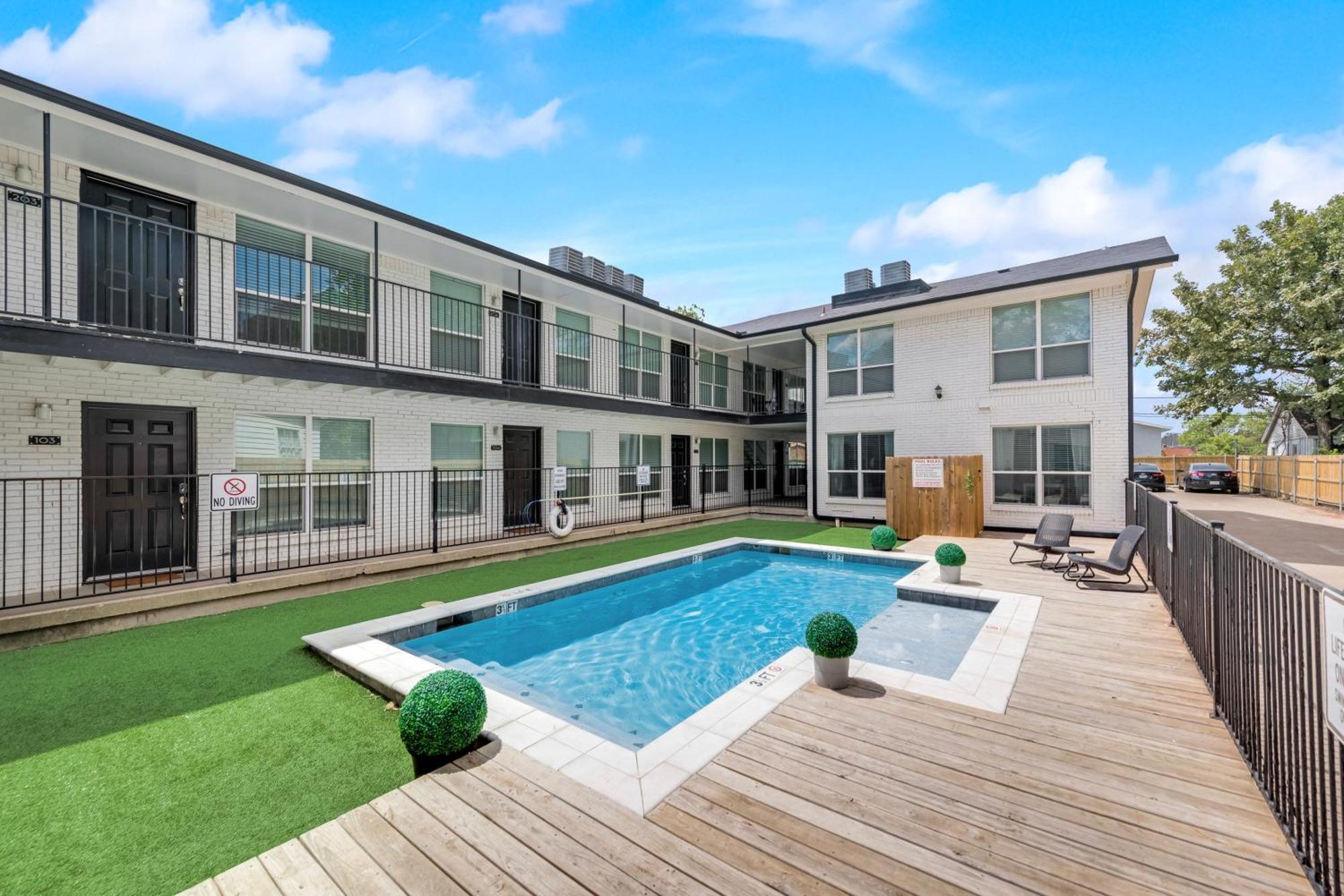 Insta-Worthy Flat And Arboretum Tickets Included Dallas Luaran gambar